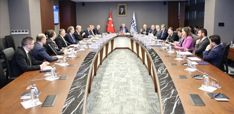 Bakan Bolat “Hizmet Sektörleri Komite Buluşmaları”na katıldı