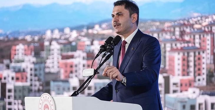 Bakan Kurum’dan Özgür Özel’e cevap: Vakit tiyatro vakti değil