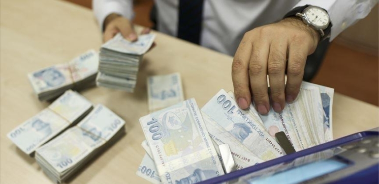 Bankacılık sektörünün mevduatı azaldı