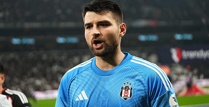 Beşiktaş’ta Sergen Yalçın’dan Ersin Destanoğlu’na tam destek! ‘Kaleye sen geçeceksin’