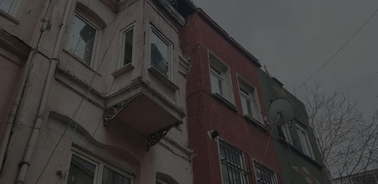 Beyoğlu’nda 6 aylık bebek öldü! Anne ve bakıcı tutuklandı