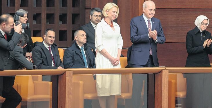 ‘Bu zorlama Anayasa’ya aykırı’