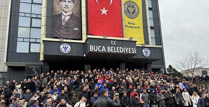 Buca Belediyesi’nde maaş krizi! Çalışanlar iş bıraktı