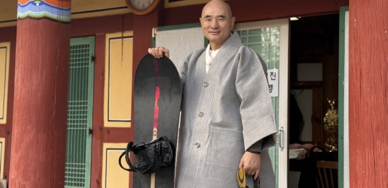 Budist keşiş Olimpiyat’a damga vurdu