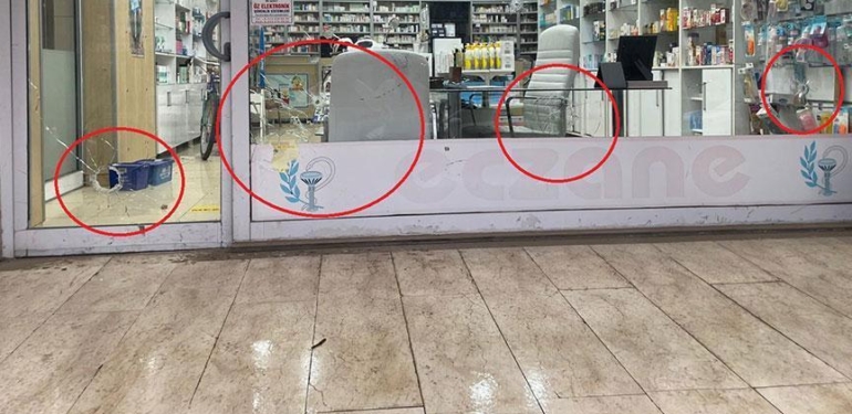 Diyarbakır’da eczaneye kurşun yağdırdılar!