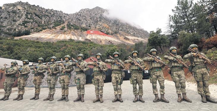 Eğirdir’deki Dağ Komando Okulu, kapılarını Milliyet’e açtı: Sivri Dağı yiğitleri