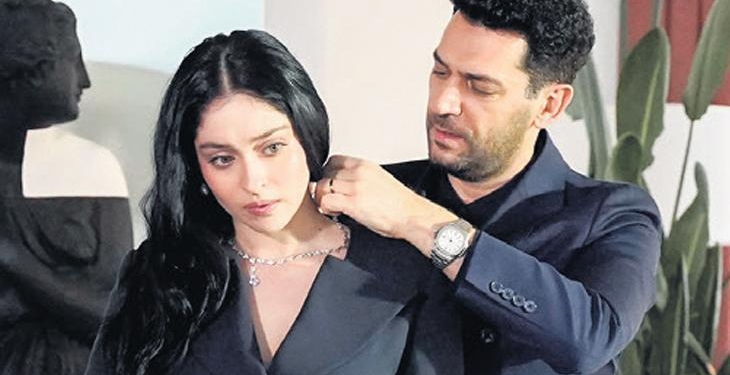 Ekranda güller açtı