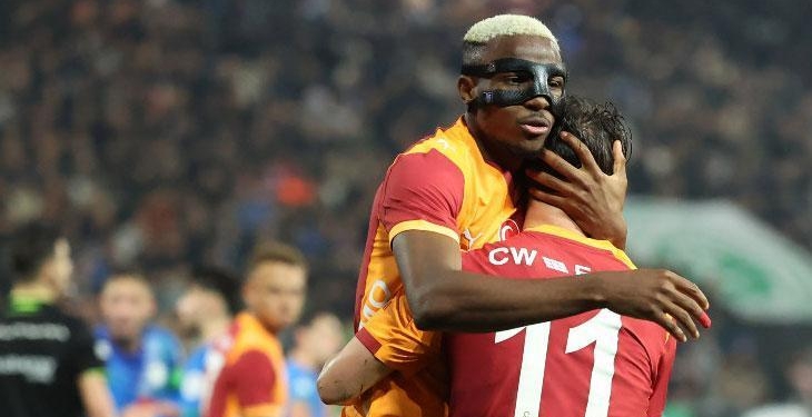 Galatasaray’da Osimhen, Gomis’i geride bıraktı