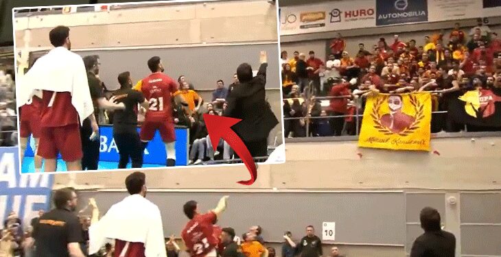 Galatasaray’da taraftar ve voleybolcular arasında gerginlik! Su şişesini fırlattı