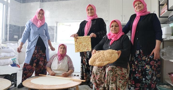 Günlerce bayatlamıyor! İslamköy ekşi mayalı ramazan ekmeğine yoğun ilgi