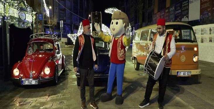 İstanbul’da vosvoslu sahur geleneği sürüyor