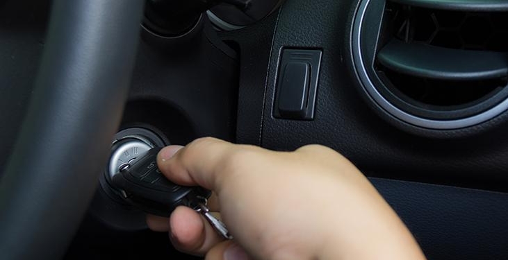 Kontağı hemen kapatan yandı! Aracı sanayiden kurtaran 30 saniye kuralı