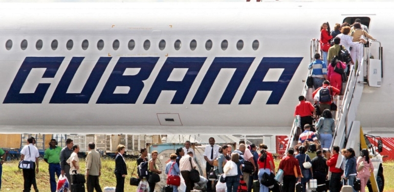 Küba akaryakıt bulamıyor, havayolları durma noktasında