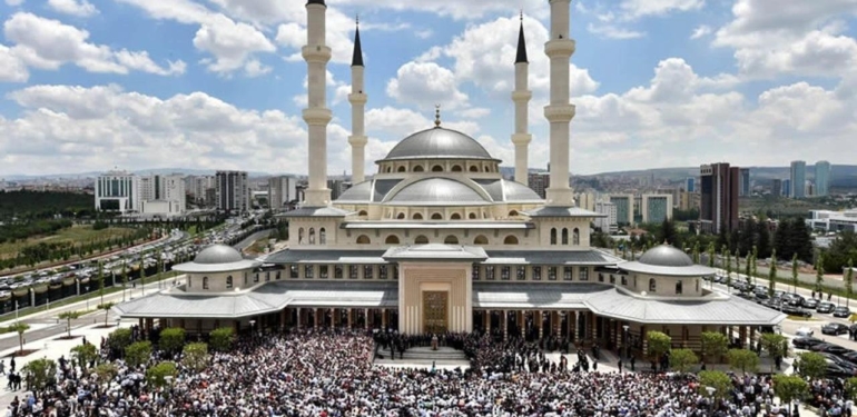 Külliye’den canlı: Bir Ramazan Akşamı Kanal D’de!