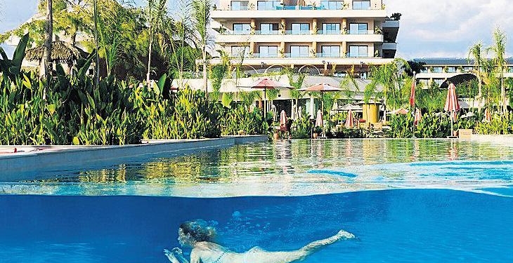 Lükste çıtayı yükseğe çekti