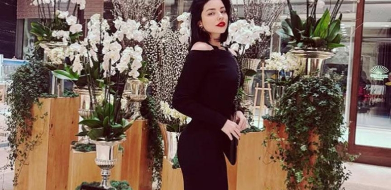 Merve Boluğur, Photoshop’un dozunu kaçırdı!