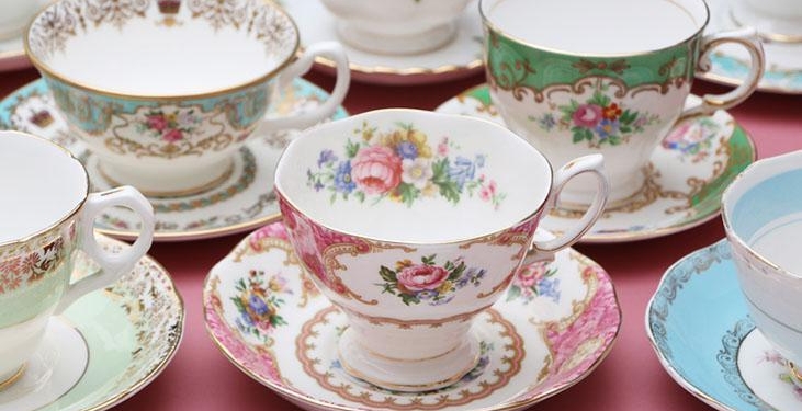 Meşhur yemek takımları binlerce lirayla yarışıyor! Herkesin evindeydi, servet değerinde