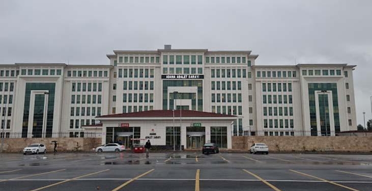 Motosikletin altından 1 kilo uyuşturucu çıktı! Adana’da sanığa 18 yıl hapis, 600 bin TL para cezası