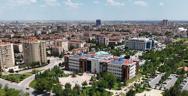 Nüfusuyla 50 ili geride bıraktı