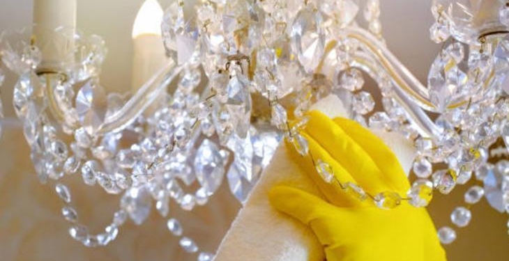 Odayı karanlık gösteren ışığın kendisiymiş! Yanlış temizlik üstünü kaplıyor: Ayda 1 yapın