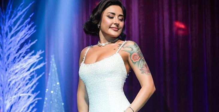 Sahneden ‘aşk’ dilediler