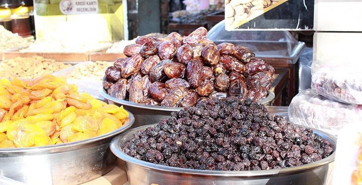 Siirt’te ramazan bereketi başladı! Hurma, tahin ve pekmez tezgahta