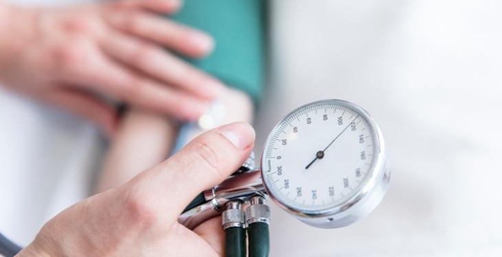 Şikayetim yoktu demeyin! Sessizce ilerliyor, tansiyon ölçümüne dikkat