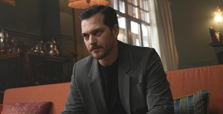 Siz hepiniz, Eşref Tek! Kardeşlikten, ihanete…