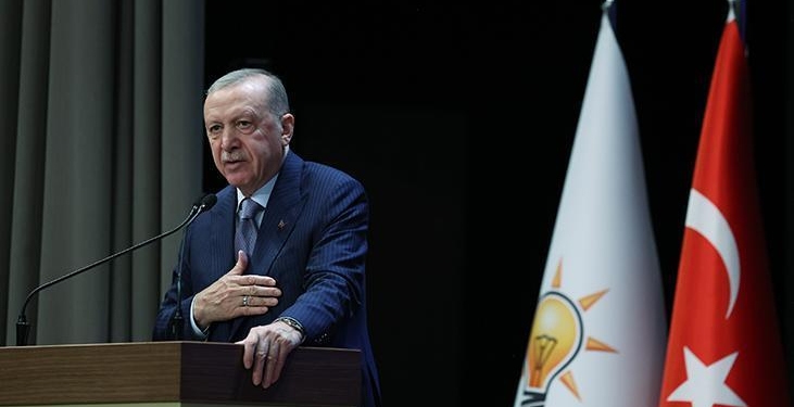 Son dakika… Cumhurbaşkanı Erdoğan’dan Özel’e mesaj tepkisi: Meyhane jargonuyla siyasetçilik oynamaktan vazgeç