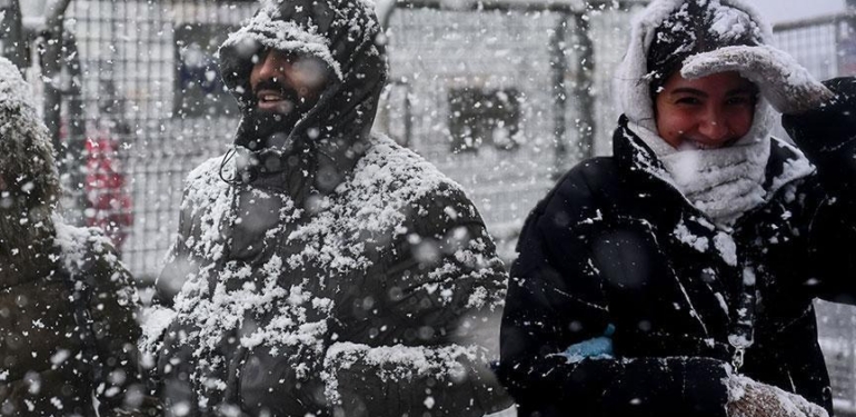 Son dakika… Meteoroloji haritayı güncelledi! AKOM saat verdi! İstanbul’a bugün kar geliyor