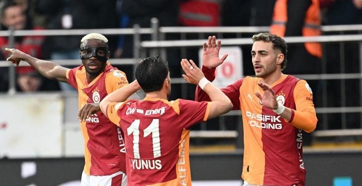 SON DAKİKA | Süper Lig’de Galatasaray, Rizespor deplasmanında 3 golle kazandı