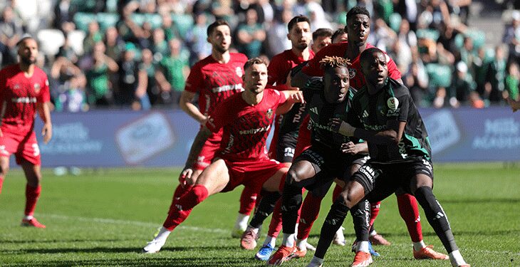 Süper Lig’de Kocaelispor, Gaziantep FK’yı farklı mağlup etti!