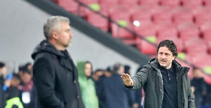 Trabzonspor’da Fatih Tekke açıkladı! ‘Fenerbahçe maçına yetişemeyebilir’