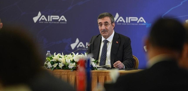 ‘Türkiye, son 23 yılda alt orta gelirden üst orta gelire yükseldi’