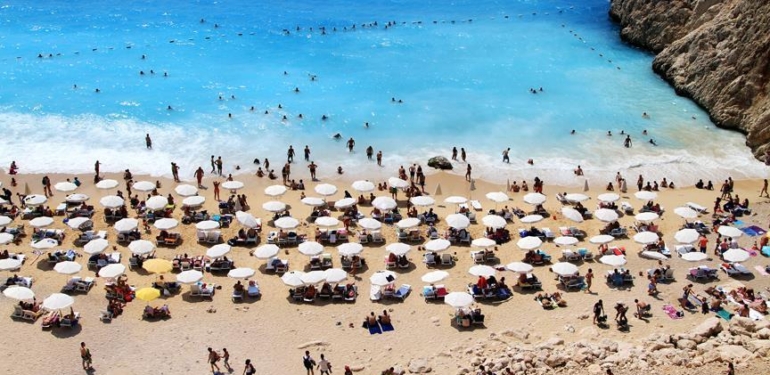 Türkiye turizmde zoru başarıyor