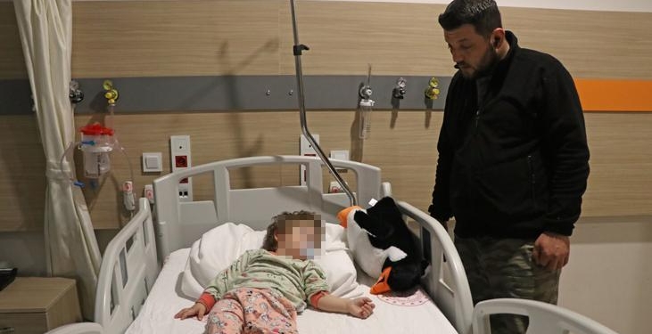 Yalova’da komşu dehşeti! Baba ve kucağındaki bebeğini darp ettiler