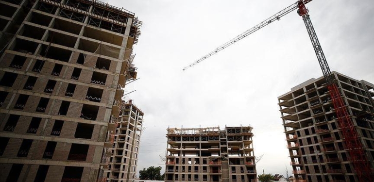 Yeni düzenlemelerin kentsel dönüşüm süreçlerini hızlandırması ve şeffaflığı artırması bekleniyor